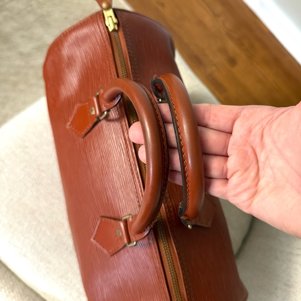 Authentic Louis Vuitton Speedy 30 bag brown Epi leather - Picture 11 of 16